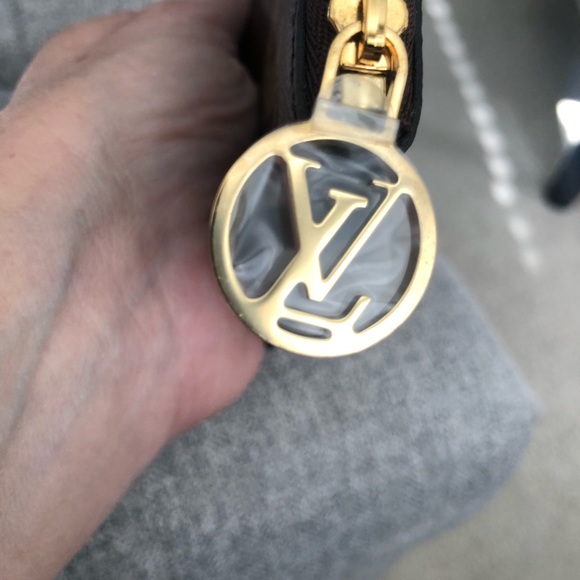 Louis Vuitton rectangular giant monogram from “trio pouch” - Picture 2 of 3